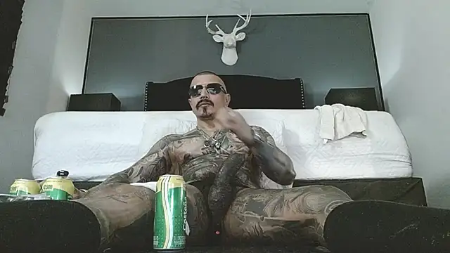 danilog515 online show from 04-19-26, 06:24