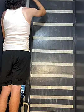 Snapshot of bwcizThrobbing chatting on 12-22-25, 06:27 bwcizThrobbing online show from 12-22-25, 06:27