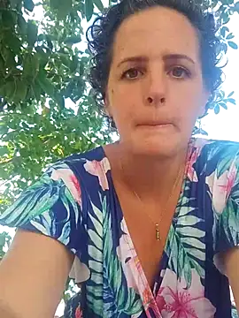 Snapshot of emiliemilf chatting on 04-30-26, 12:39 emiliemilf online show from 04-30-26, 12:39