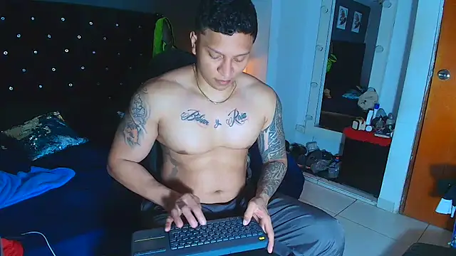 ethan dalton  online show from 11-20-25, 04:34