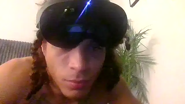 Snapshot of shurthingx chatting on 05-30-26, 04:20 shurthingx online show from 05-30-26, 04:20