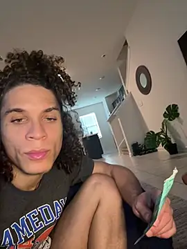 Snapshot of shurthingx chatting on 05-31-26, 11:50 shurthingx online show from 05-31-26, 11:50