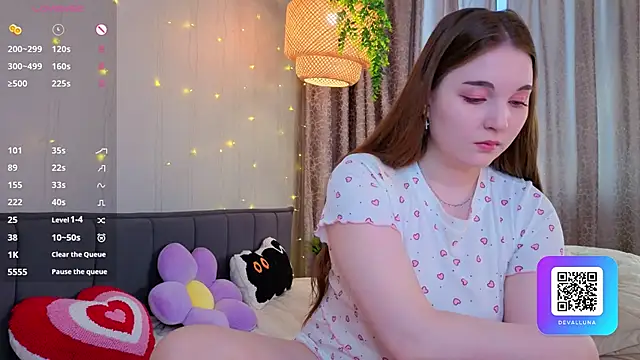 ConstanceHelms online show from 04-16-26, 05:08