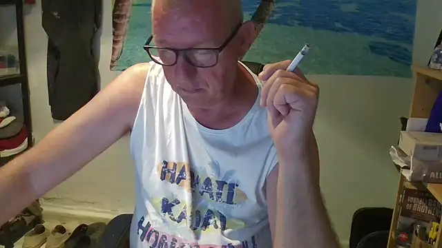 JamesBauer online show from 06-10-26, 04:34