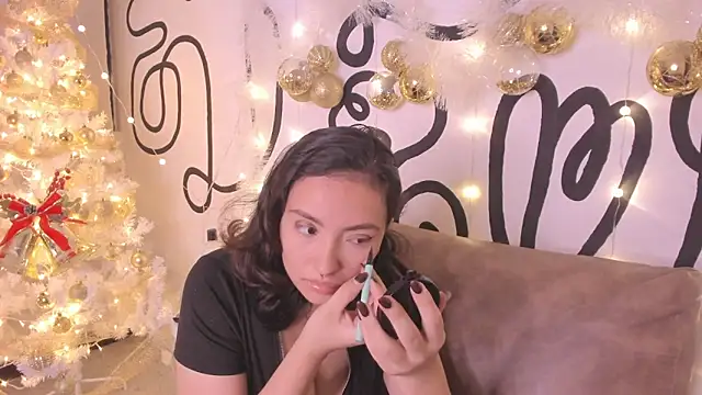 Angelica Moon21 online show from 11-20-25, 05:18