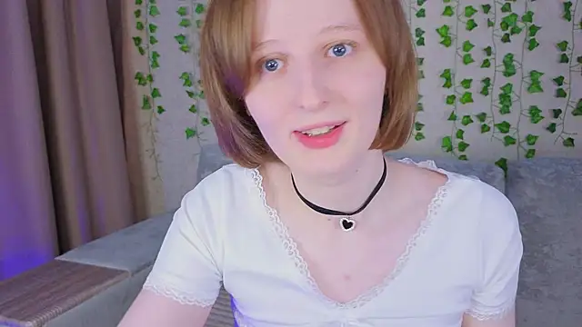 Snapshot of c0ralynx chatting on 05-23-26, 01:59 c0ralynx online show from 05-23-26, 01:59