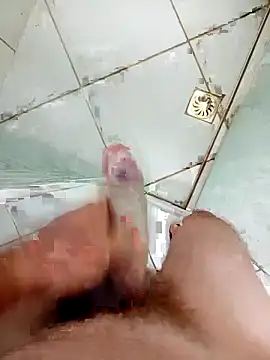 Snapshot of Dglo0000 chatting on 03-19-26, 12:58 Dglo0000 online show from 03-19-26, 12:58