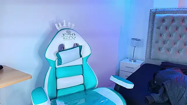 Lia adamsss online show from 03-17-26, 03:33