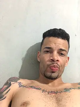 HenriquePhn online show from 08-04-26, 04:37