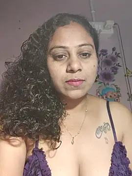 JENNIFERtamil online show from 11-21-25, 04:38