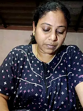 JENNIFERtamil online show from 04-08-26, 07:41