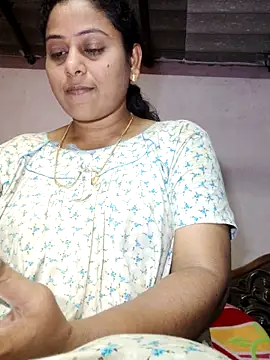 JENNIFERtamil online show from 04-11-26, 07:45