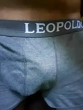 Snapshot of Hotbooy chatting on 10-23-25, 03:55 Hotbooy online show from 10-23-25, 03:55