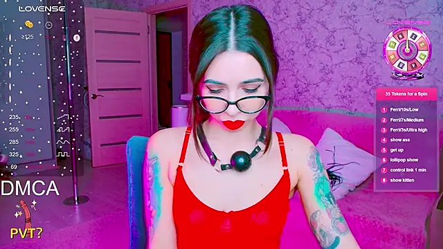 Snapshot of vinkiepinkie chatting on 11-22-25, 05:01 vinkiepinkie online show from 11-22-25, 05:01