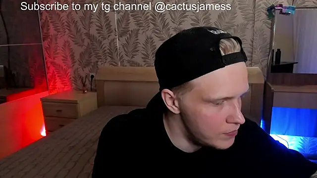 Snapshot of Cactus__James chatting on 12-22-25, 04:59 Cactus James online show from 12-22-25, 04:59