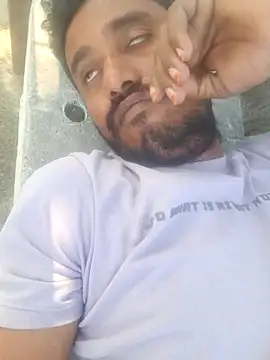 Snapshot of hot_integer chatting on 10-12-25, 09:52 hot integer online show from 10-12-25, 09:52