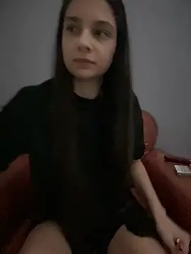 Snapshot of EvieSexy chatting on 03-22-25, 07:20 EvieSexy online show from 03-22-25, 07:20