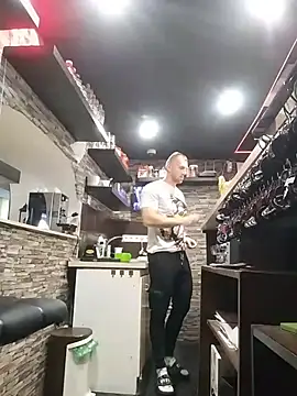 Snapshot of trainwithme chatting on 11-11-25, 12:05 trainwithme online show from 11-11-25, 12:05