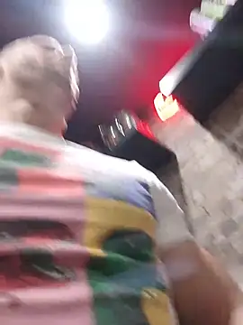 Snapshot of trainwithme chatting on 11-17-25, 03:51 trainwithme online show from 11-17-25, 03:51