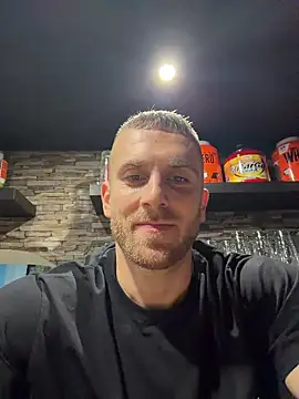 Snapshot of trainwithme chatting on 11-27-25, 06:59 trainwithme online show from 11-27-25, 06:59