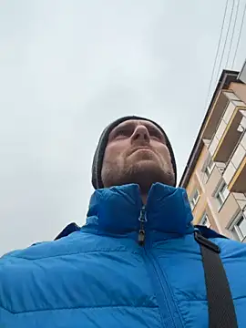 Snapshot of trainwithme chatting on 12-19-25, 10:00 trainwithme online show from 12-19-25, 10:00