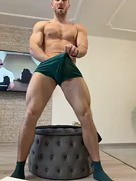 Snapshot of trainwithme chatting on 02-11-26, 09:03 trainwithme online show from 02-11-26, 09:03