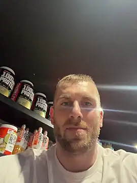 Snapshot of trainwithme chatting on 02-24-26, 12:14 trainwithme online show from 02-24-26, 12:14