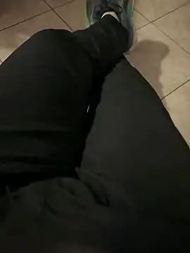 Snapshot of Max_965 chatting on 02-28-26, 01:50 Max 965 online show from 02-28-26, 01:50