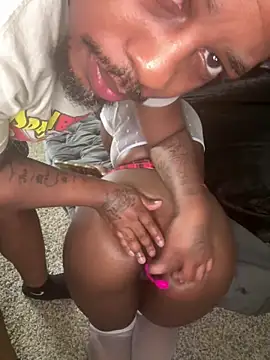 Snapshot of piscesaurora chatting on 03-17-25, 02:45 piscesaurora online show from 03-17-25, 02:45