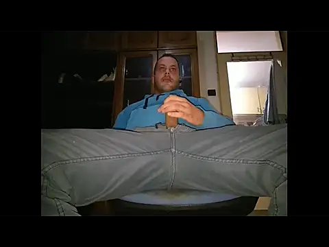 Snapshot of mili_12345 chatting on 10-03-25, 06:05 mili 12345 online show from 10-03-25, 06:05