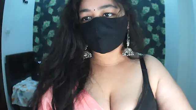 Snapshot of sonali4 chatting on 07-10-26, 01:14 sonali4 online show from 07-10-26, 01:14