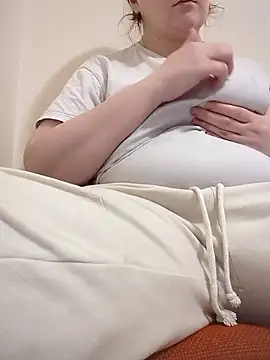 Snapshot of ShereeJenkins chatting on 01-19-26, 09:57 ShereeJenkins online show from 01-19-26, 09:57