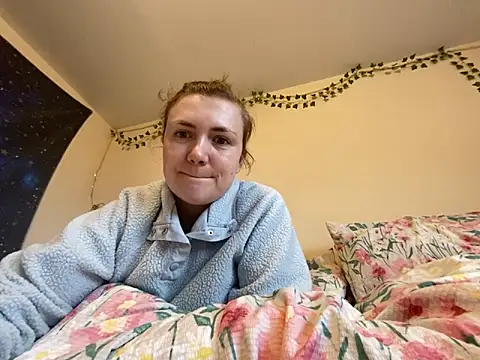 Snapshot of ShereeJenkins chatting on 02-25-26, 04:27 ShereeJenkins online show from 02-25-26, 04:27