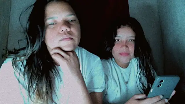 Snapshot of Valeria_Tiffany chatting on 03-20-25, 04:07 Valeria Tiffany online show from 03-20-25, 04:07