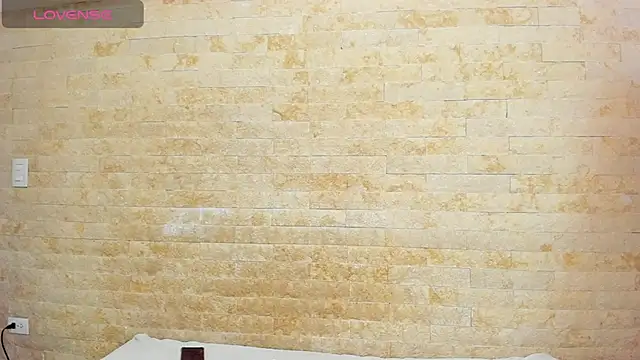 Snapshot of ankara_brownn chatting on 12-14-25, 12:32 ankara brownn online show from 12-14-25, 12:32