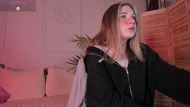 Jes Solar online show from 03-18-25, 03:20