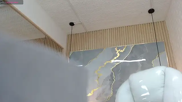 nei girl online show from 03-19-26, 01:53