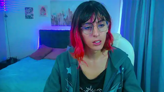 goth minerva online show from 04-07-26, 01:44