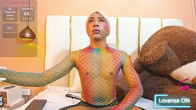 Electtra Scretch online show from 04-10-26, 03:39