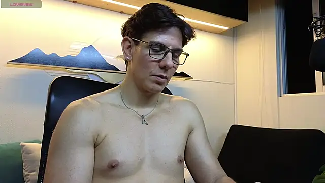 Almiboys online show from 03-19-25, 05:08