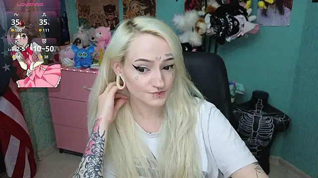 Manuela unicorn online show from 06-12-26, 08:41