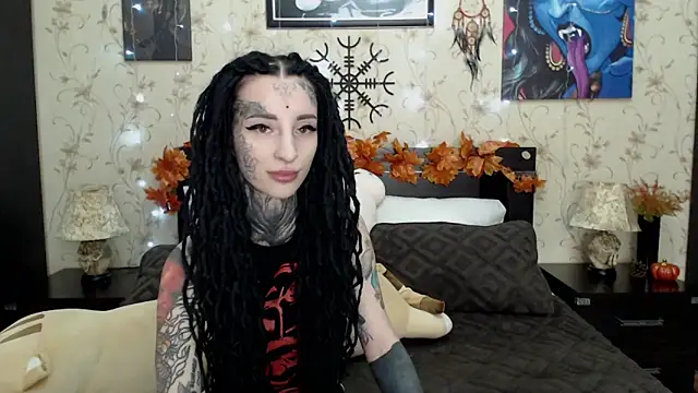 Velvetbat online show from 10-24-25, 06:54