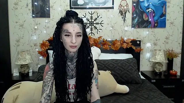 Velvetbat online show from 11-24-25, 07:08