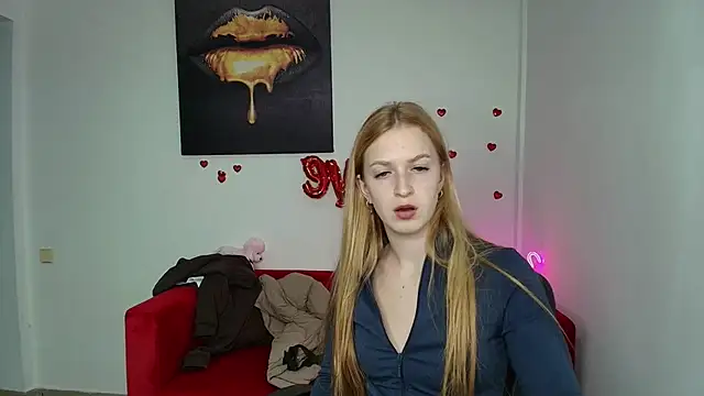 Snapshot of MirandaMayers chatting on 03-21-25, 04:07 MirandaMayers online show from 03-21-25, 04:07