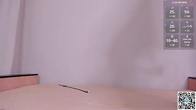 emmelieflorence online show from 10-25-25, 06:24