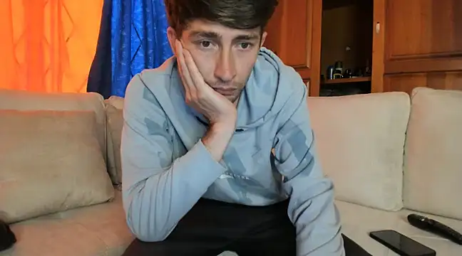 laurent 01 online show from 03-21-25, 04:40