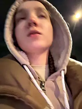 bambi lu online show from 11-02-25, 05:37