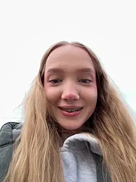 bambi lu online show from 04-14-26, 04:46