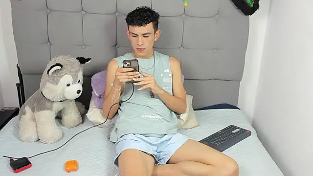 Snapshot of jeims_hotboy chatting on 01-08-26, 02:36 jeims hotboy online show from 01-08-26, 02:36