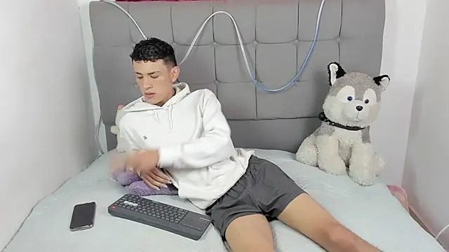 jeims hotboy online show from 07-11-26, 02:31